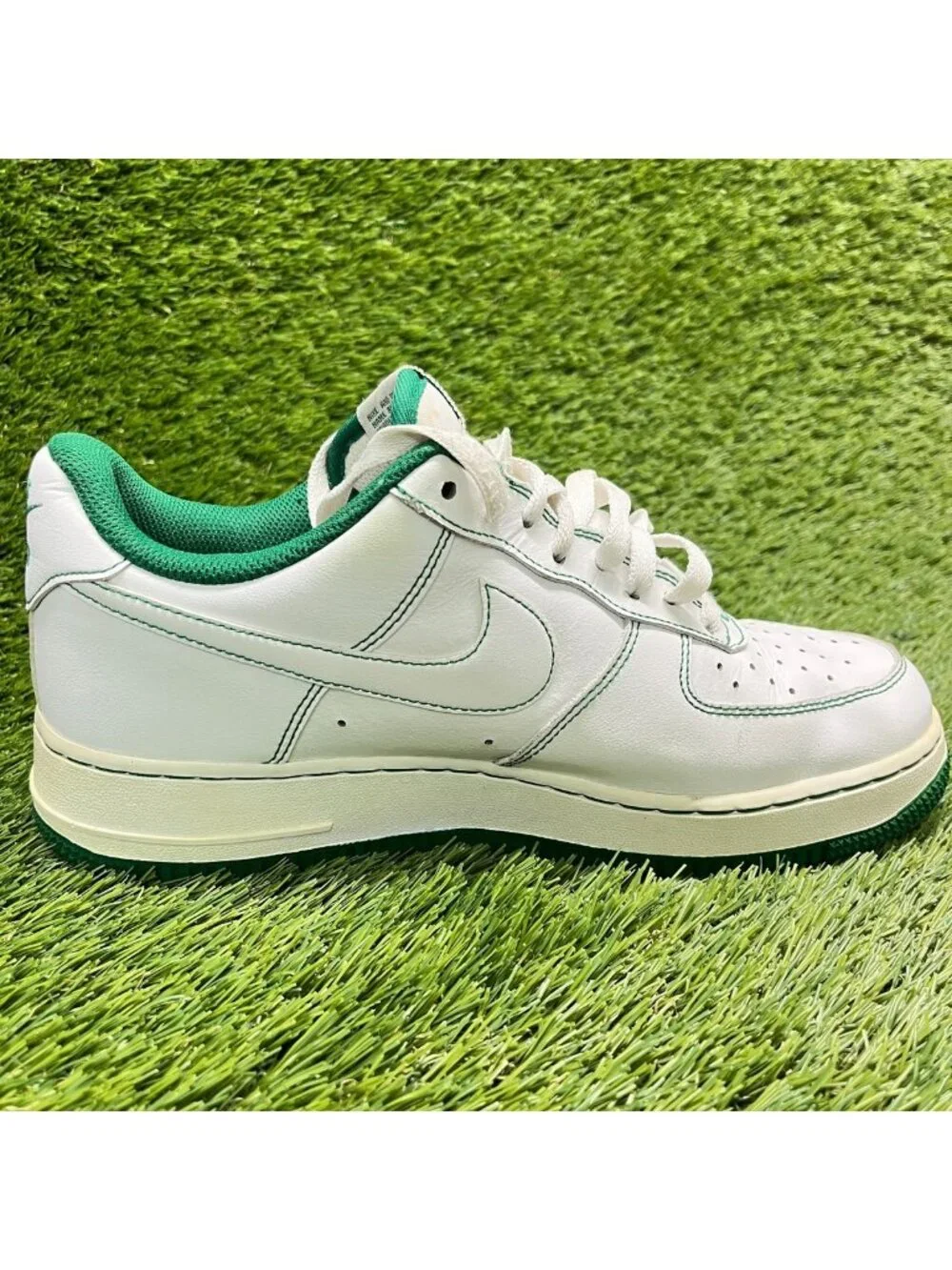 Nike please review
